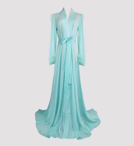 Reina Sparkling Mint: The Ultimate Resort Wear Experience